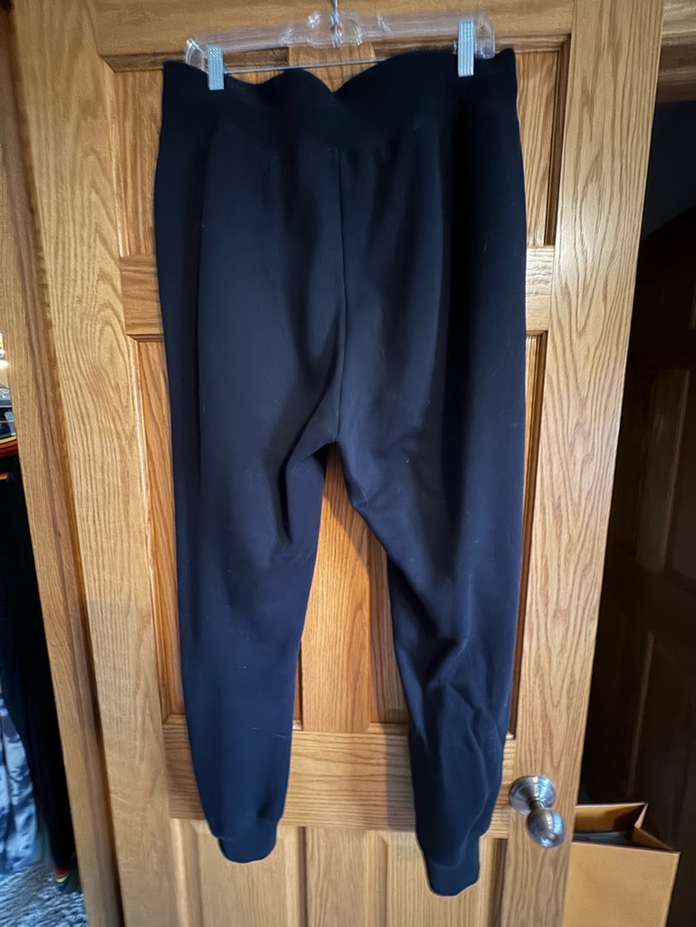 Nike Women’s Black Jogger Bottoms - Picture 2 of 2
